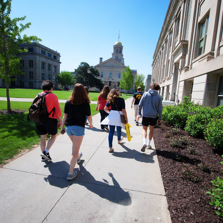 Campus walking tour and tour guide